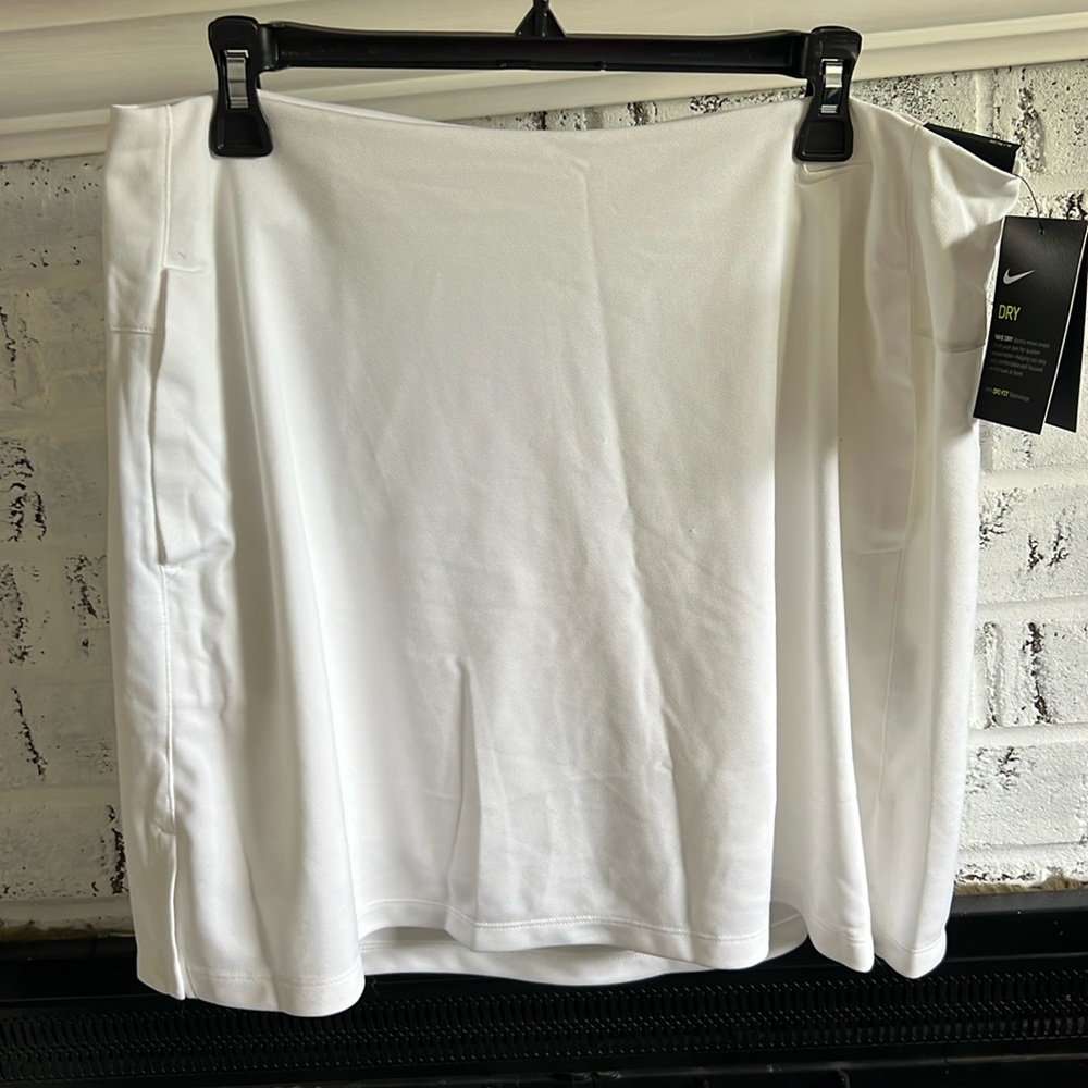 Nike tennis skort